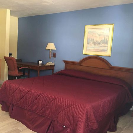 New Milford Maple Leaf Motel المظهر الخارجي الصورة