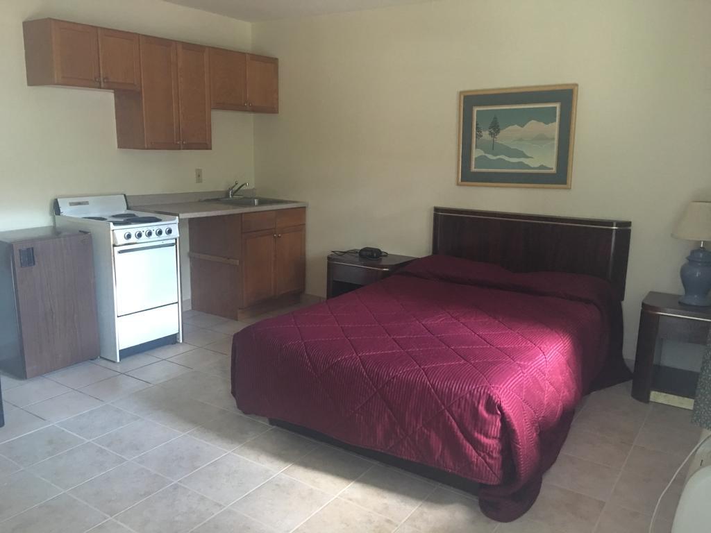 New Milford Maple Leaf Motel المظهر الخارجي الصورة