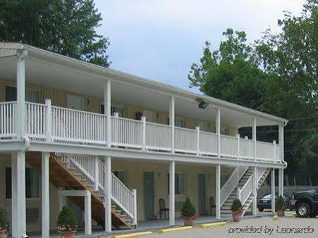 New Milford Maple Leaf Motel المظهر الخارجي الصورة